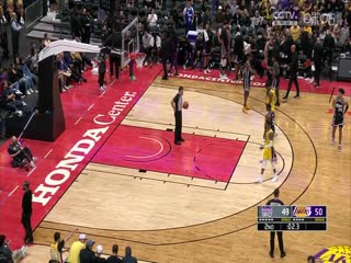 NBA季前赛 国王VS湖人 20231012